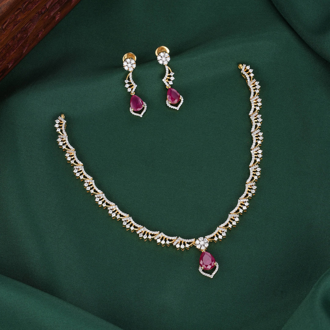 Fabulous Avikam Necklace Set