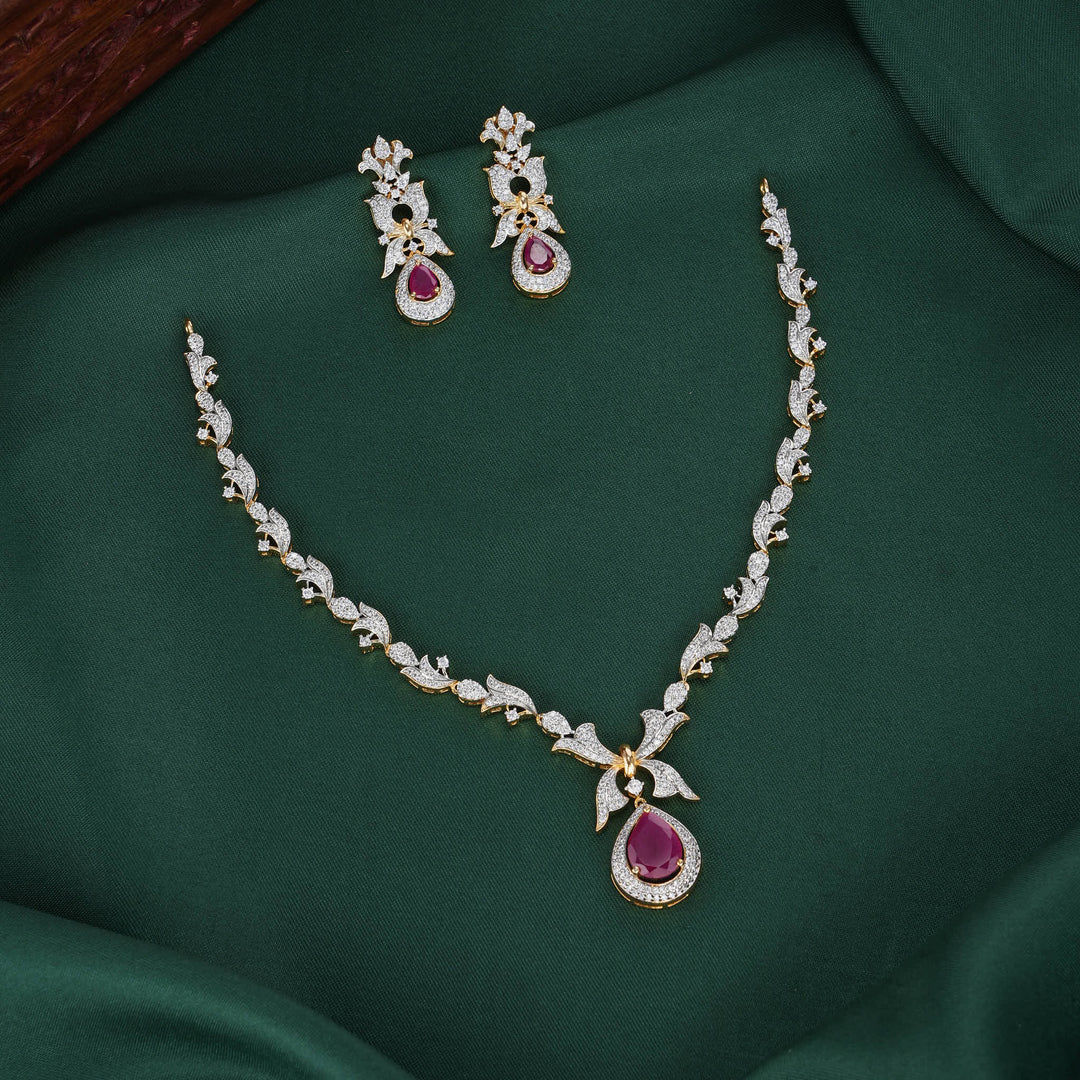 Mesmerizing Avikam Necklace Set