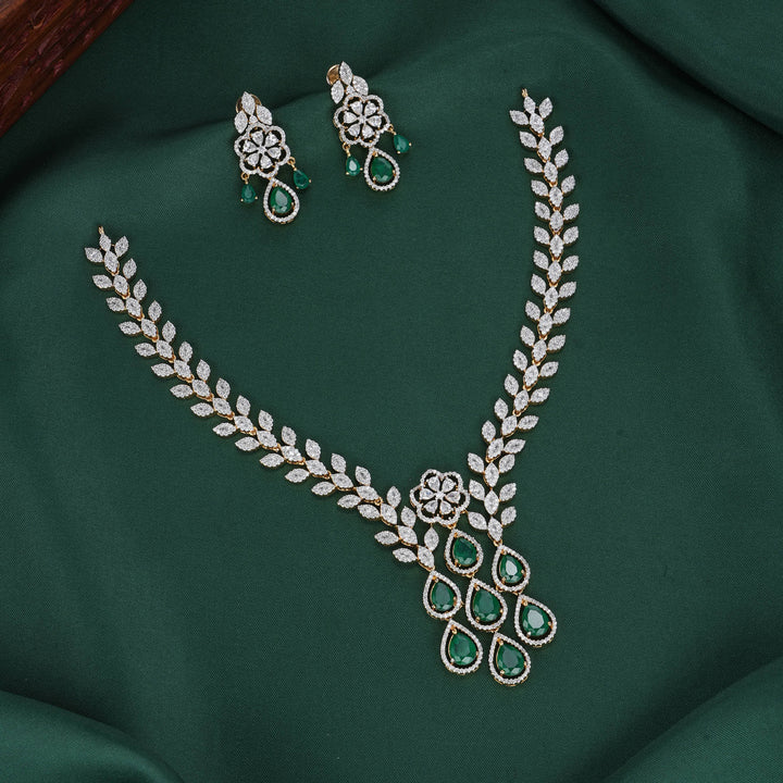 Gorgeous Avikam Necklace Set