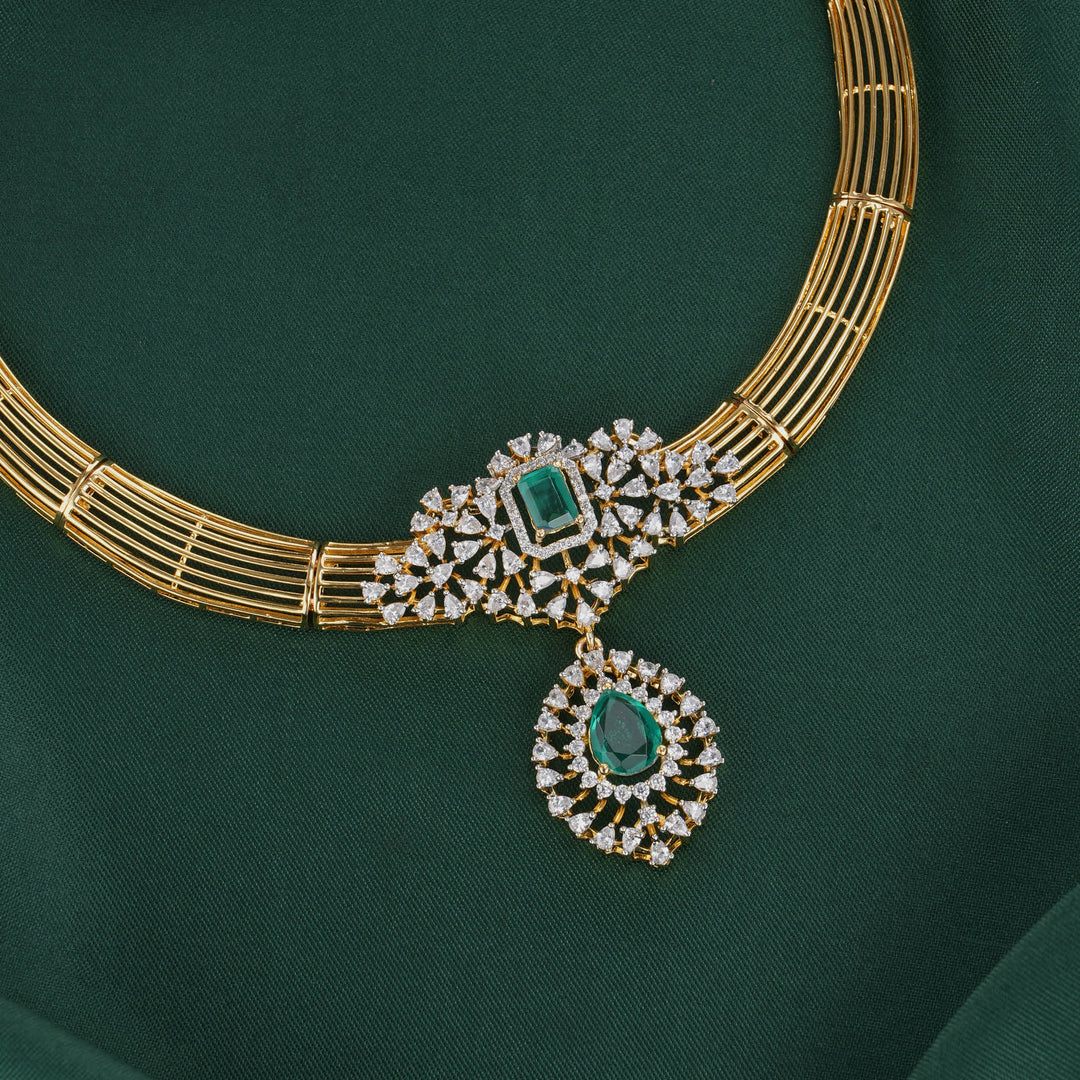 Vikitha Avikam Necklace Set