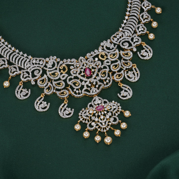 Fabulous Avikam Necklace Set