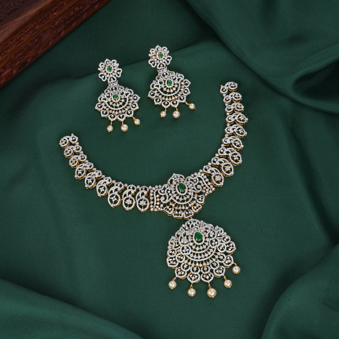 Amazing Avikam Necklace Set