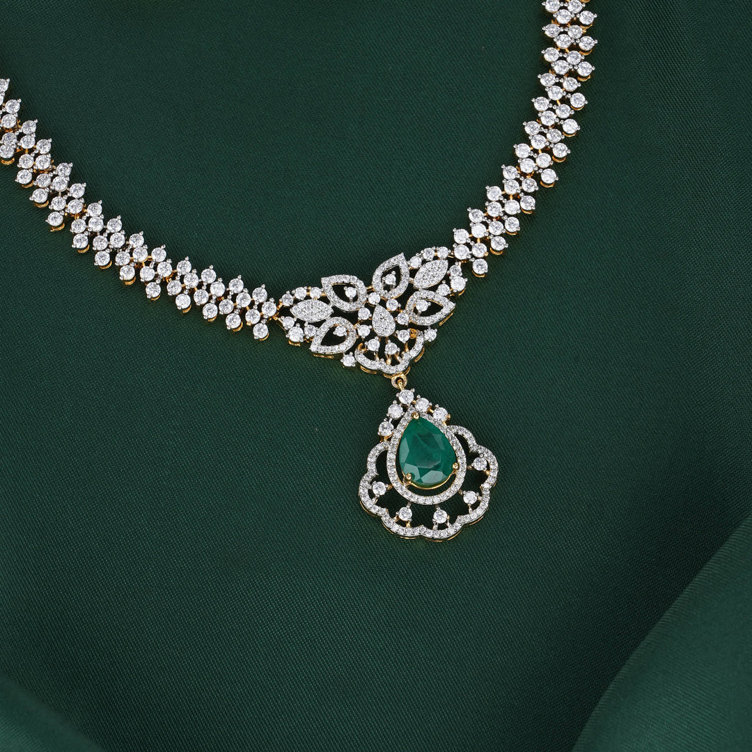 Trendy Glow Avikam Necklace Set