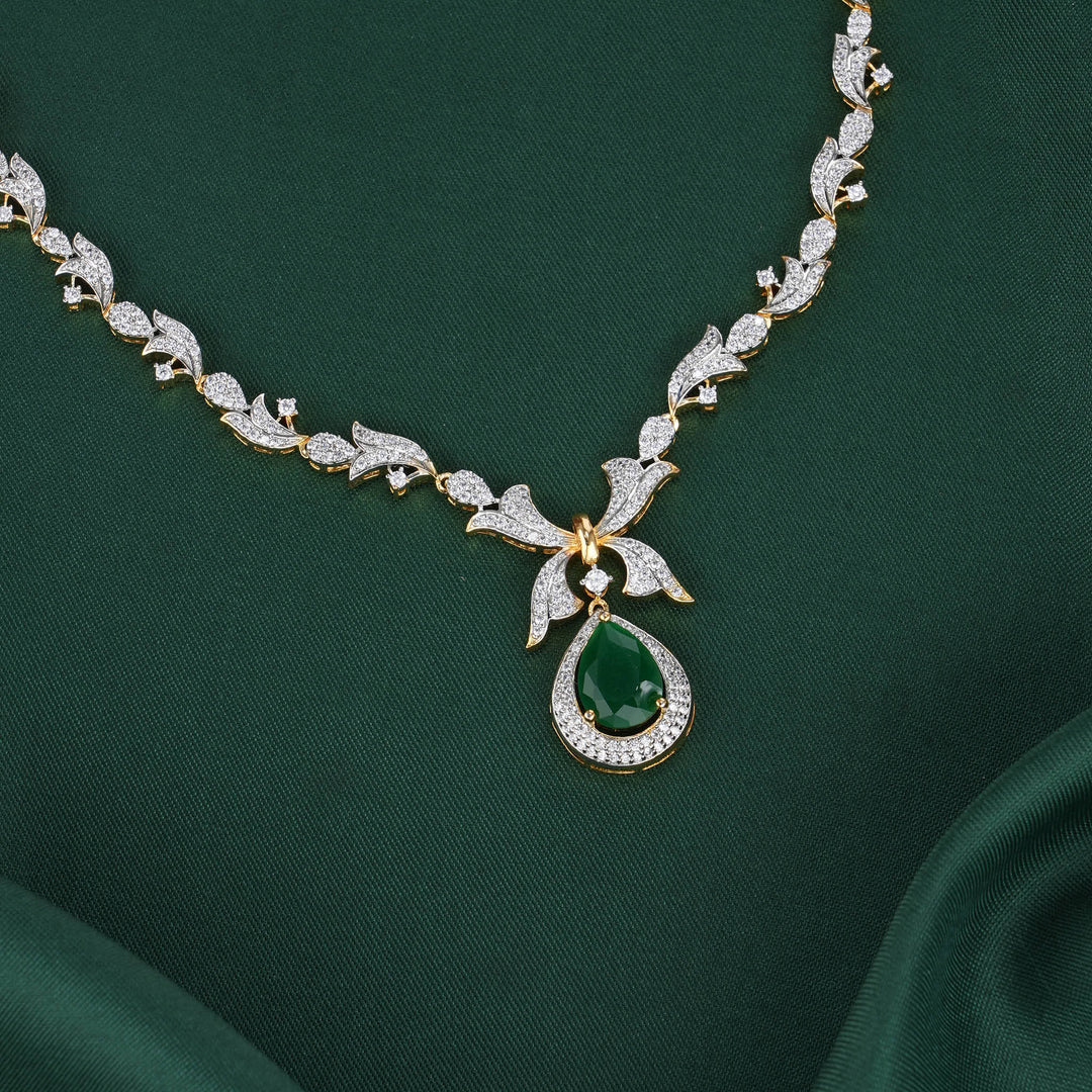 Glowing Avikam Necklace Set