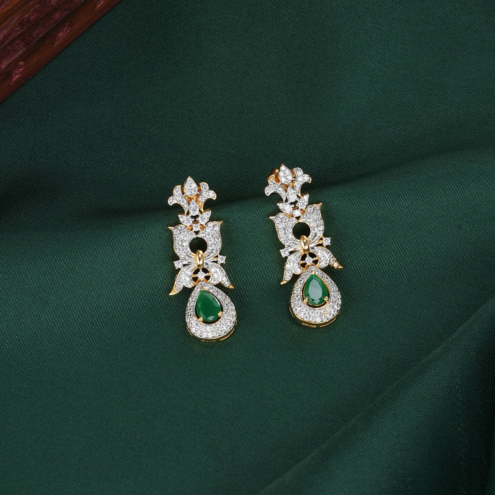 Glowing Avikam Necklace Set