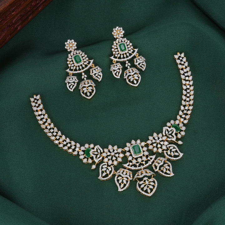 Amazing Avikam Necklace Set