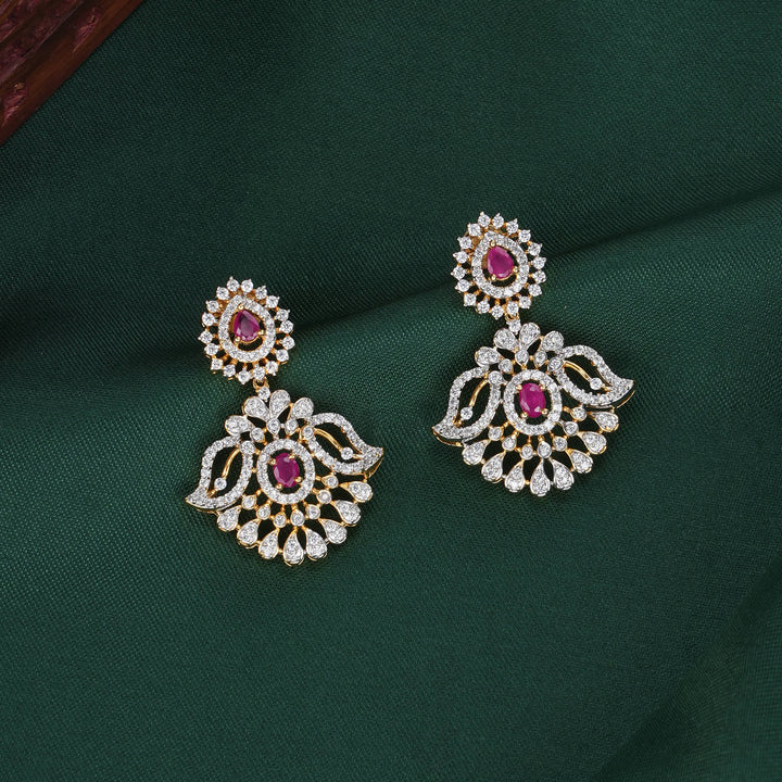 Glittering Avikam Necklace Set