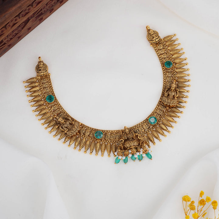 Dhivya Lakshmi Nagas Short Necklace