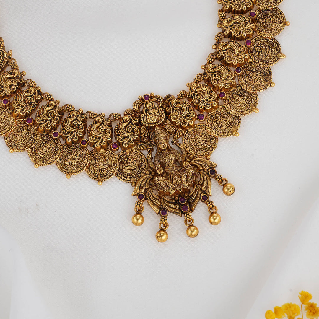 Sherinka Nagas Short Necklace