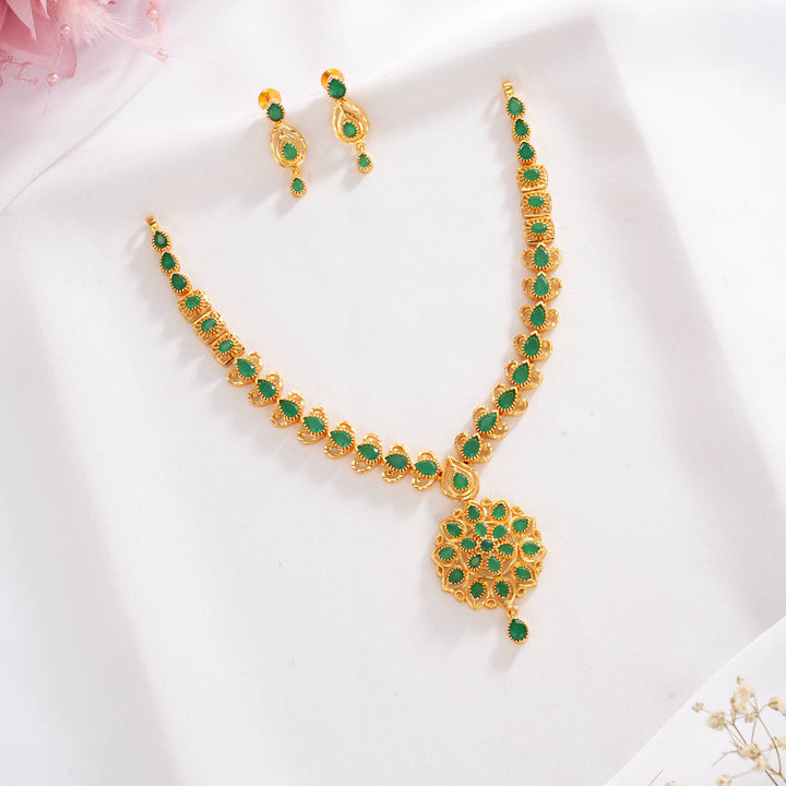 Mesmerizing Pakshi Short Necklace Set