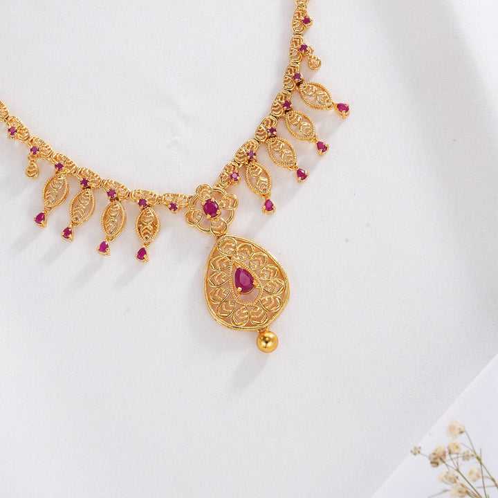 Mesmerizing Pakshi Short Necklace Set