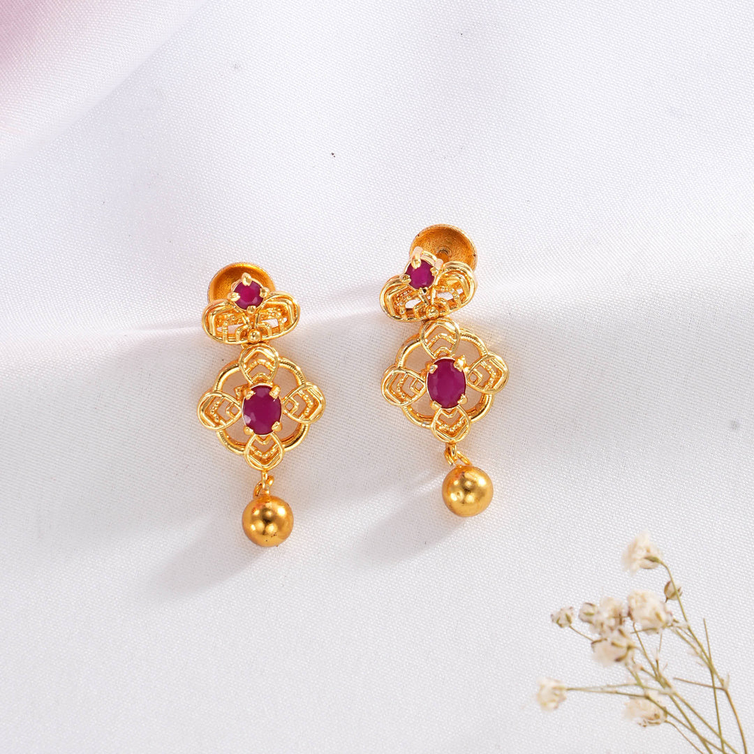 Mesmerizing Pakshi Short Necklace Set