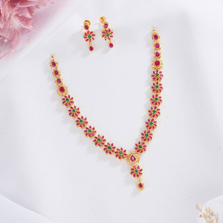 Avanthikaa Pakshi Short Necklace Set