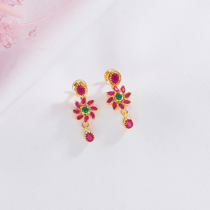 Avanthikaa Pakshi Short Necklace Set