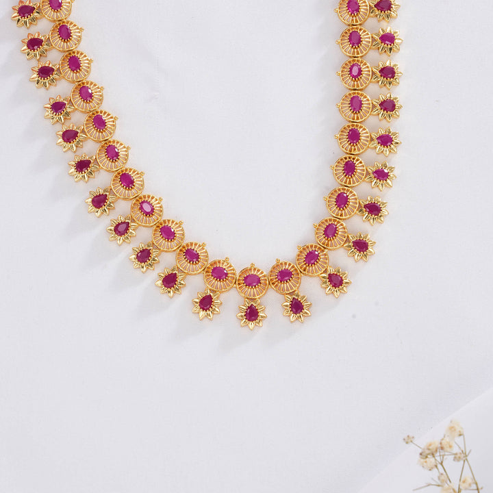Admirable Pachi Short Necklace