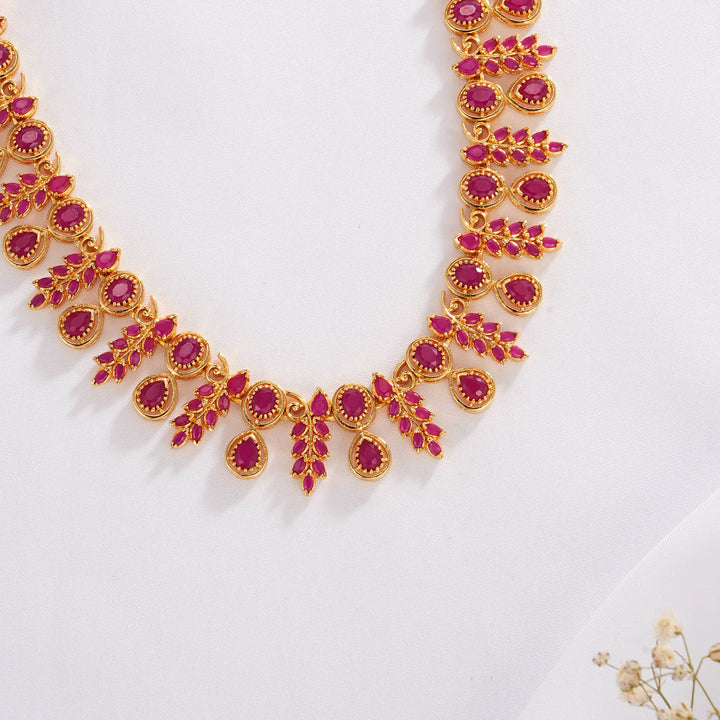 Gorgeous Pakshi Short Necklace