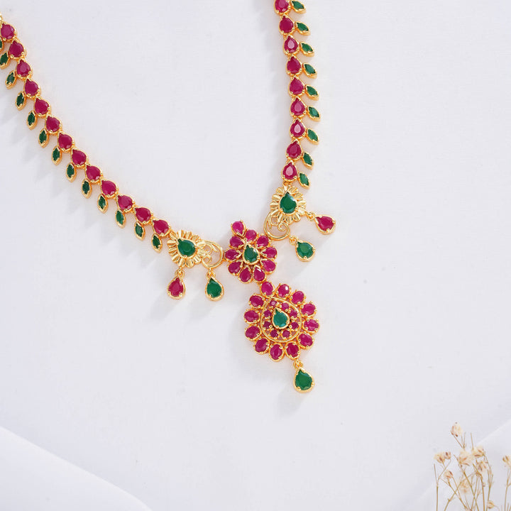 Sahana Pakshi Short Necklace