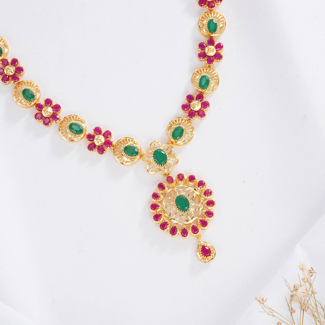 Adorable Pakshi Short Necklace Set