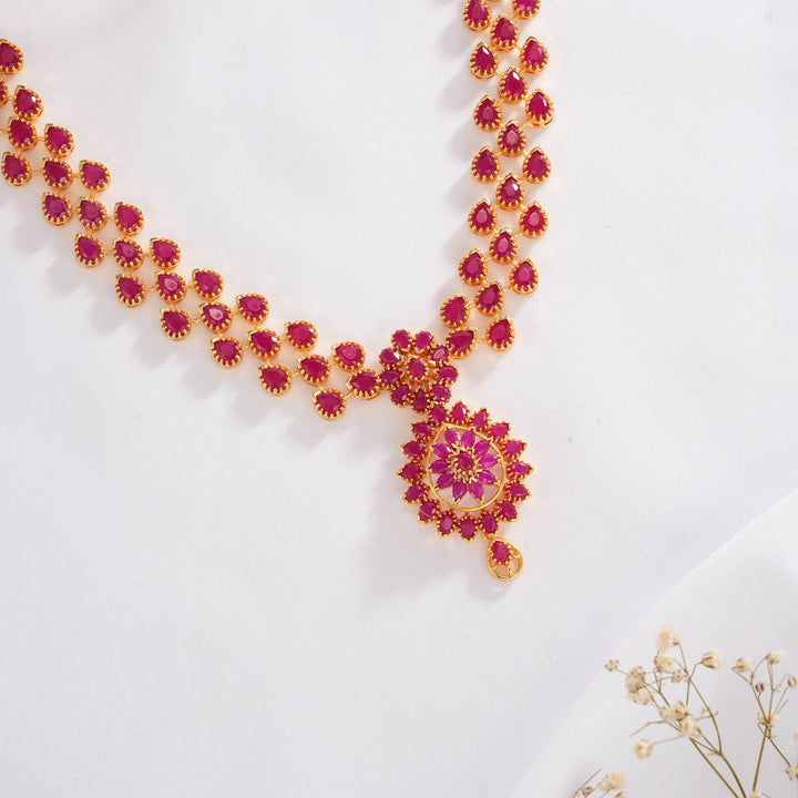 Stunning Pakshi Short Necklace