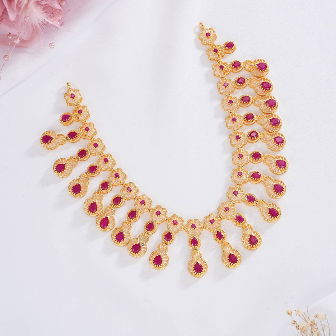 Ishwaryaa Pakshi Short Necklace