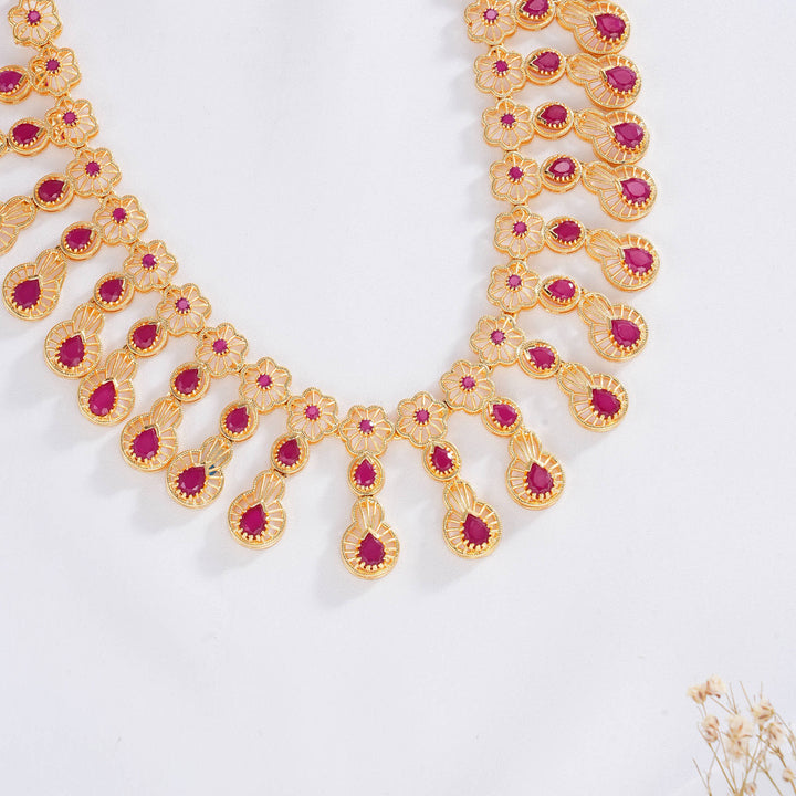 Ishwaryaa Pakshi Short Necklace