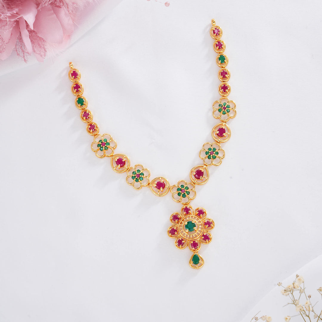 Charming Pachi Short Necklace