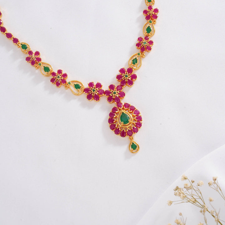 Tenisha Pakshi Short Necklace Set