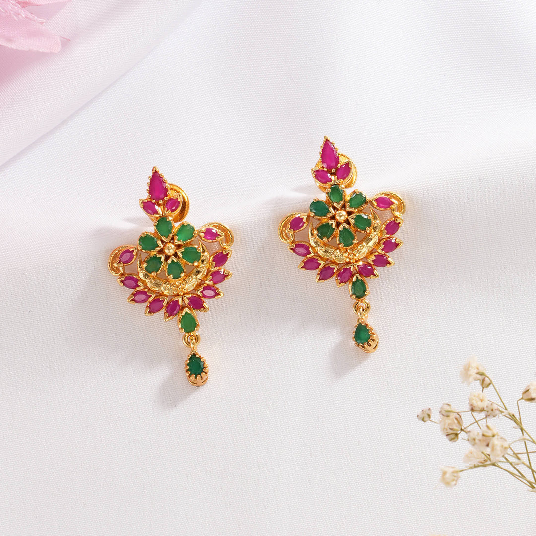 Anisha Pakshi Short Necklace Set
