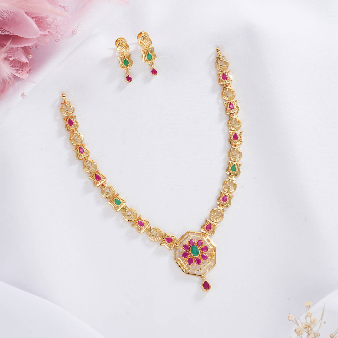 Hanitha Pakshi Short Necklace Set