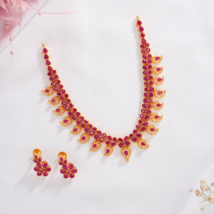 Prathisha Pakshi Short Necklace Set