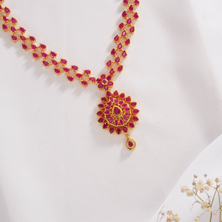 Stunning Pakshi Short Necklace Set