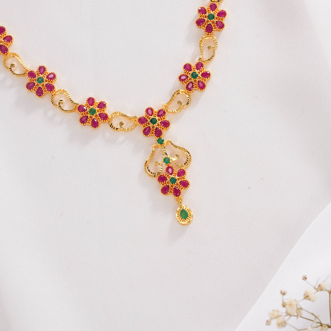 Ahanikha Pakshi Short Necklace Set