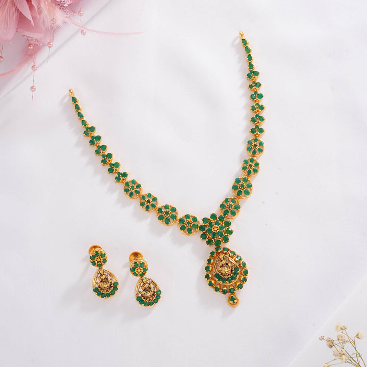Inisha Pakshi Short Necklace Set