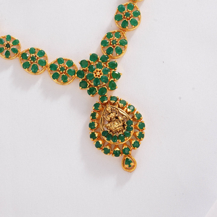 Inisha Pakshi Short Necklace Set