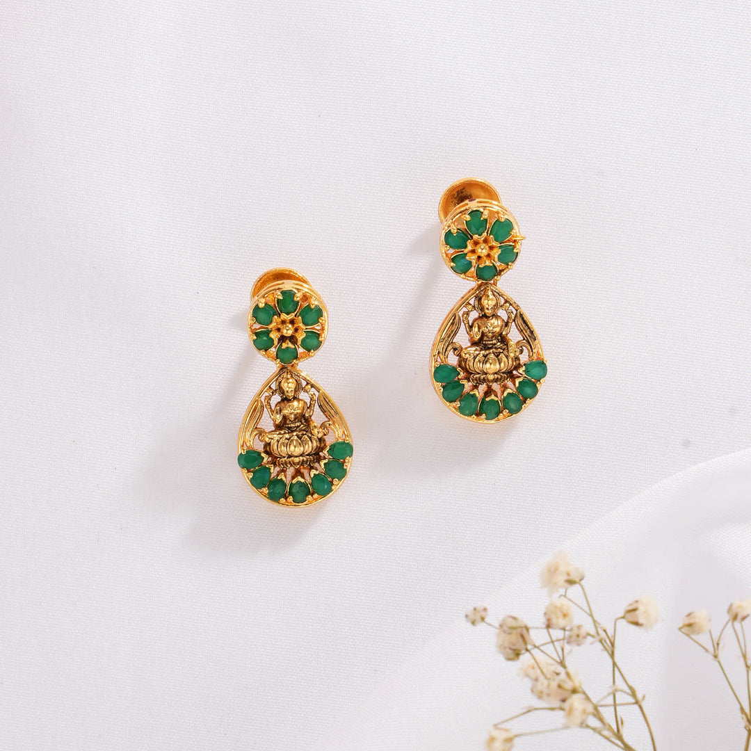 Inisha Pakshi Short Necklace Set