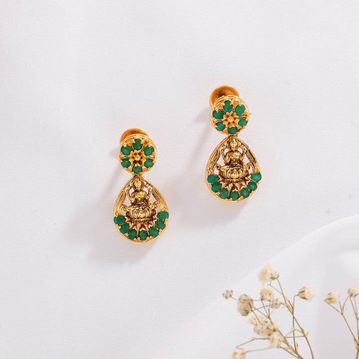 Inisha Pakshi Short Necklace Set