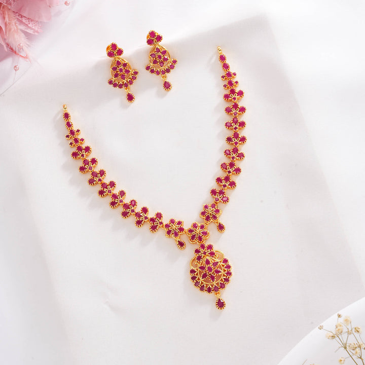 Charming Look Pakshi Short Necklace Set