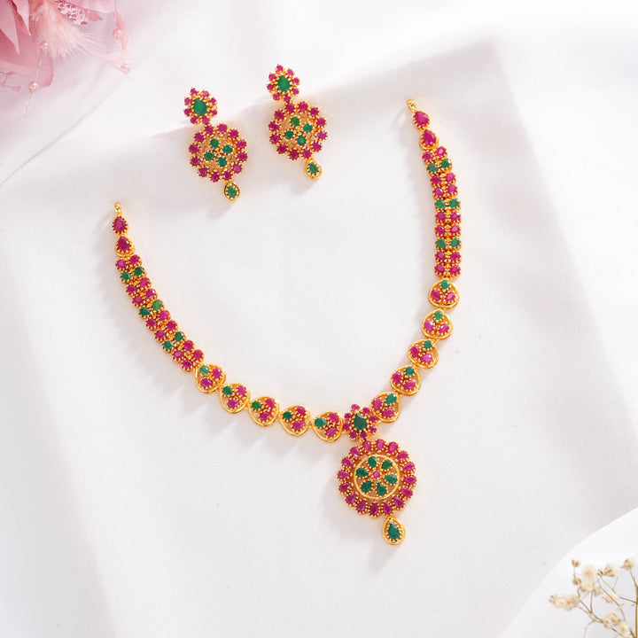 Mesmerizing Pakshi Short Necklace Set