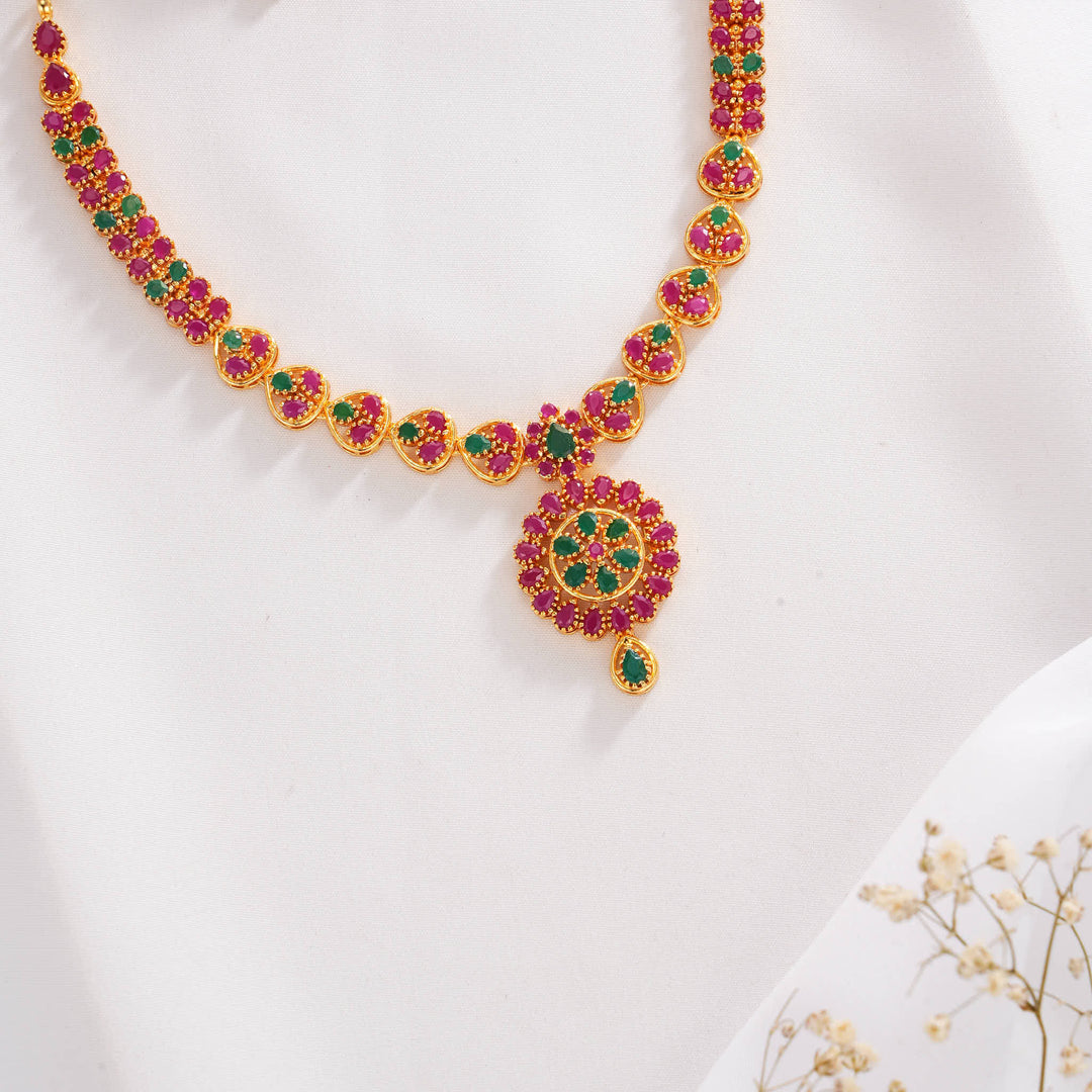 Mesmerizing Pakshi Short Necklace Set