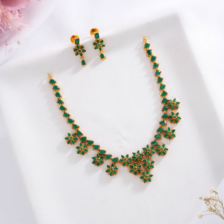 Amazing Pakshi Short Necklace Set