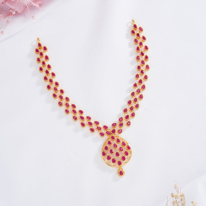 Trendy Pachi Short Necklace
