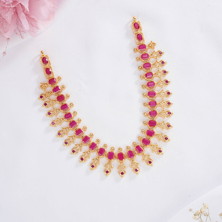 Grandeur Pachi Short Necklace