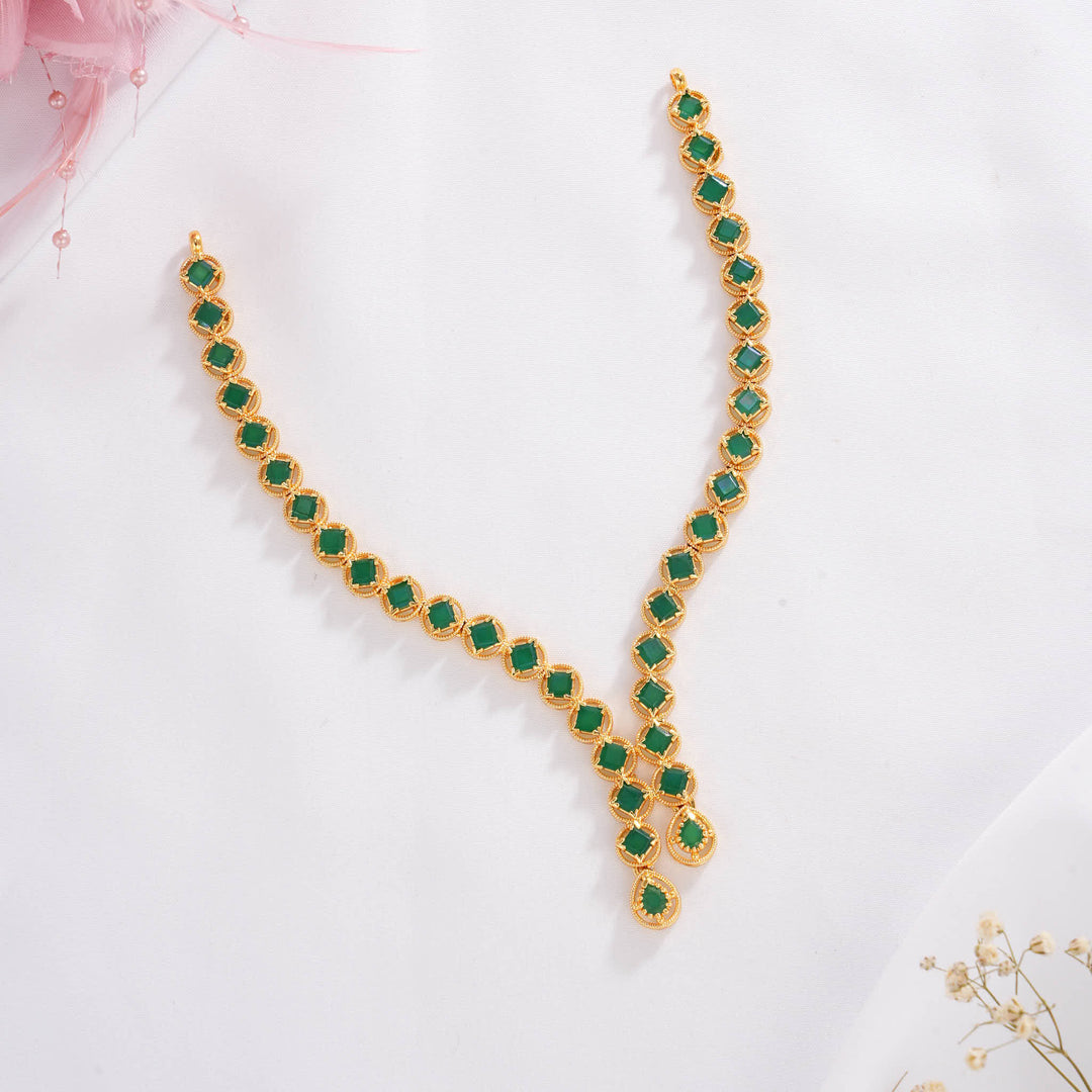 Fabulous Pakshi Short Necklace