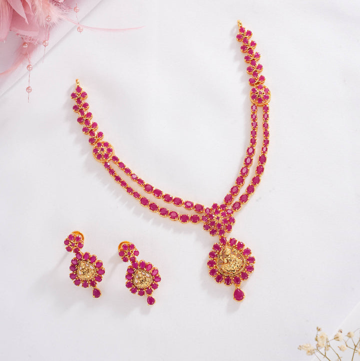 Beautiful Pakshi Short Necklace Set