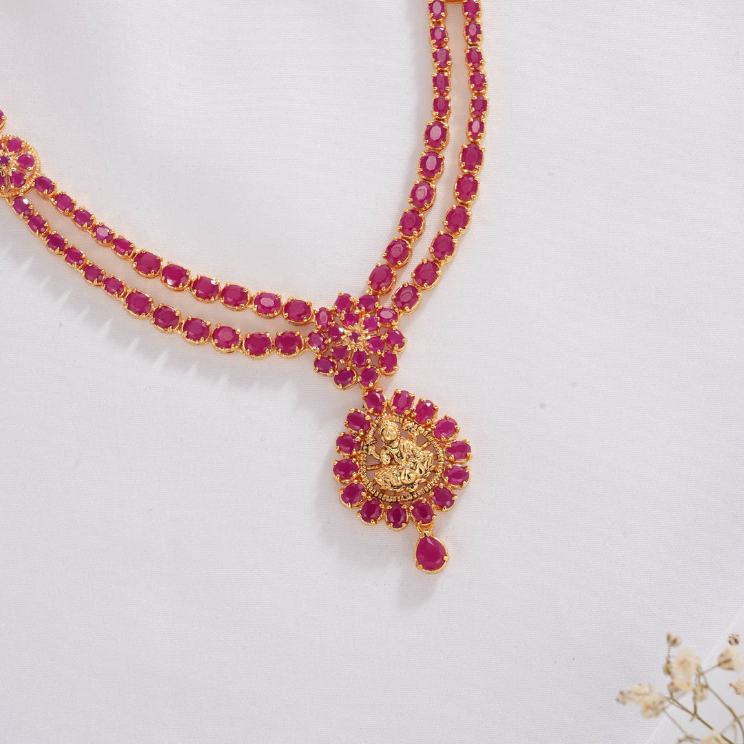 Beautiful Pakshi Short Necklace Set