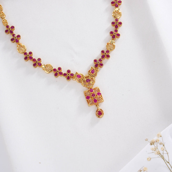 Ishitha Pakshi Short Necklace Set