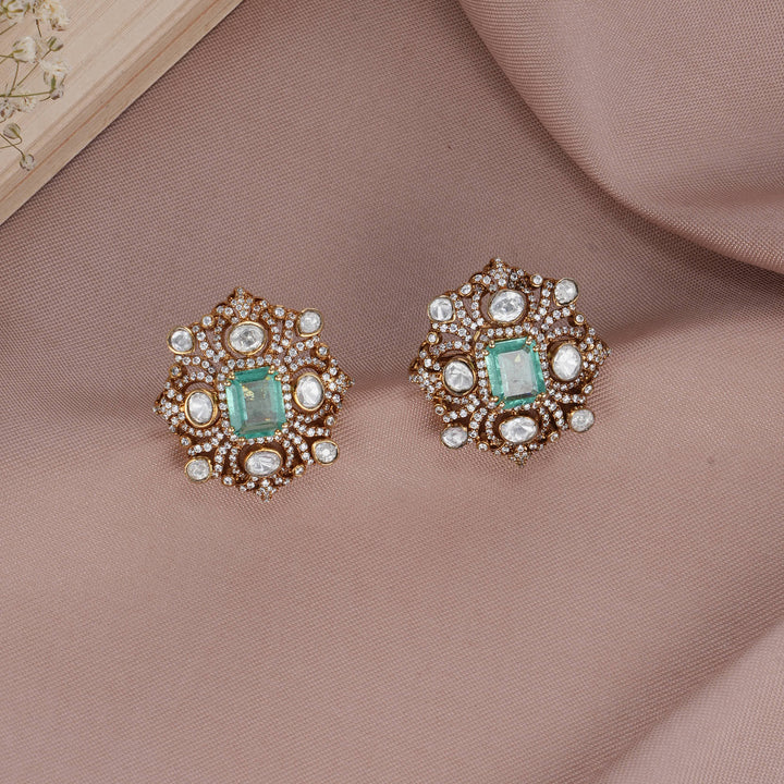 Gorgeous Short Necklace Set