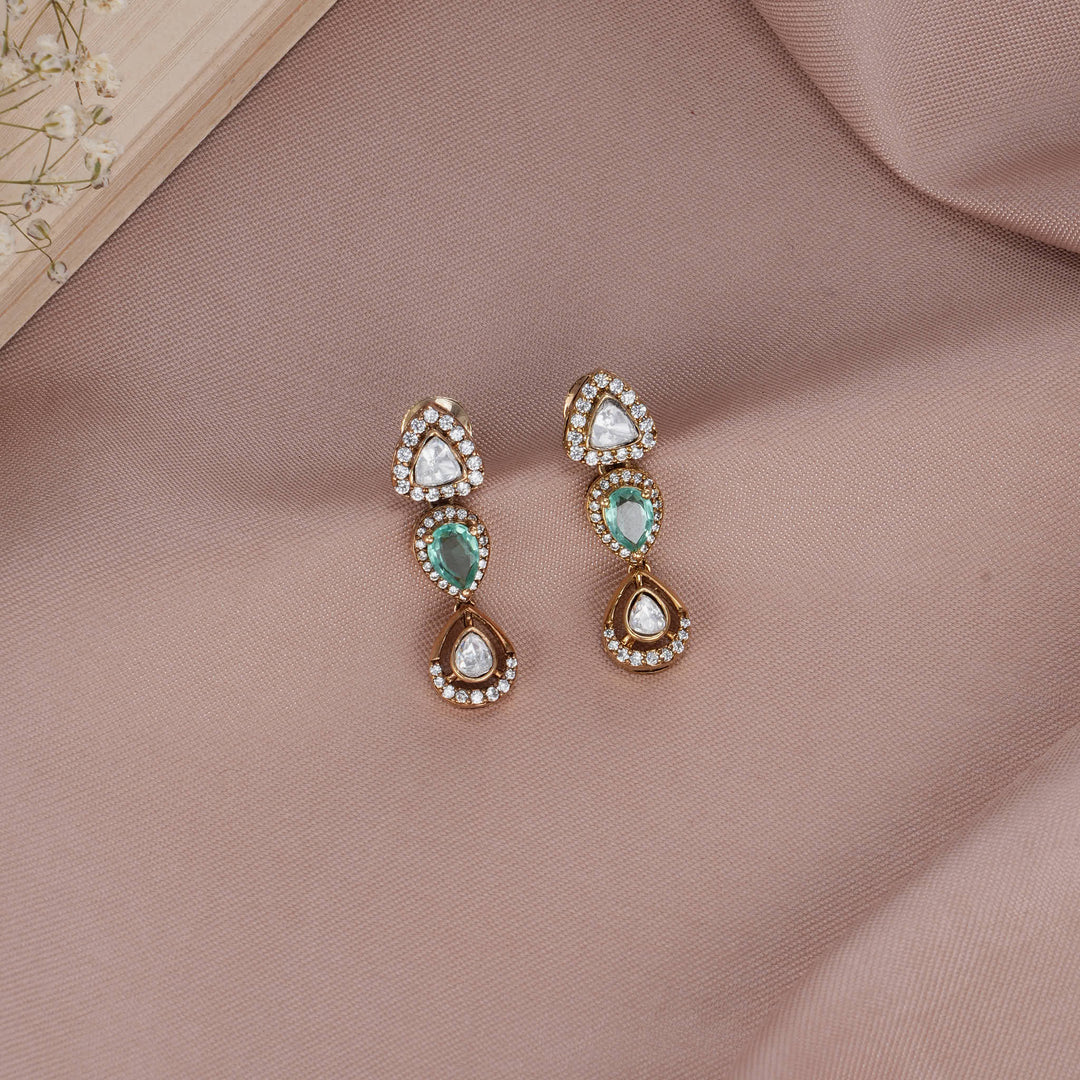 Glitz Victorian Short Necklace Set