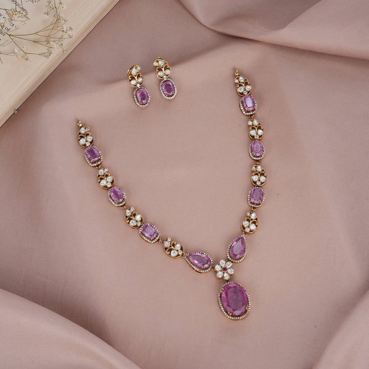 Ethereal Shine Victorian Short Necklace Set