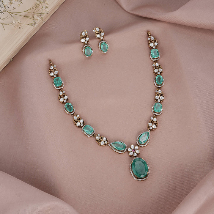 Gleaming Glory Victorian Short Necklace Set